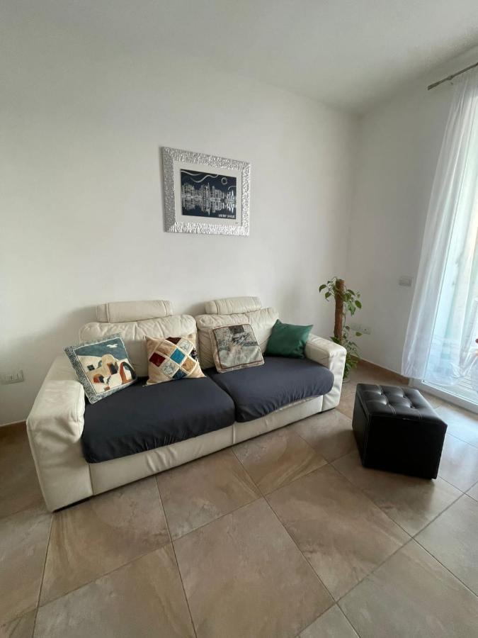 Kasia Porta Sul Mare Di Livorno Free Parking Екстериор снимка