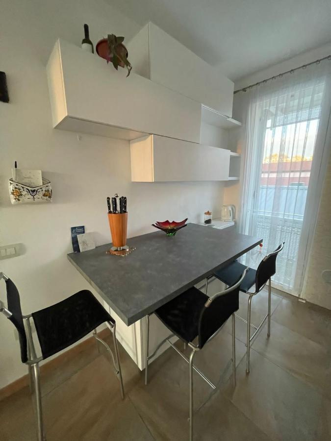 Kasia Porta Sul Mare Di Livorno Free Parking Екстериор снимка