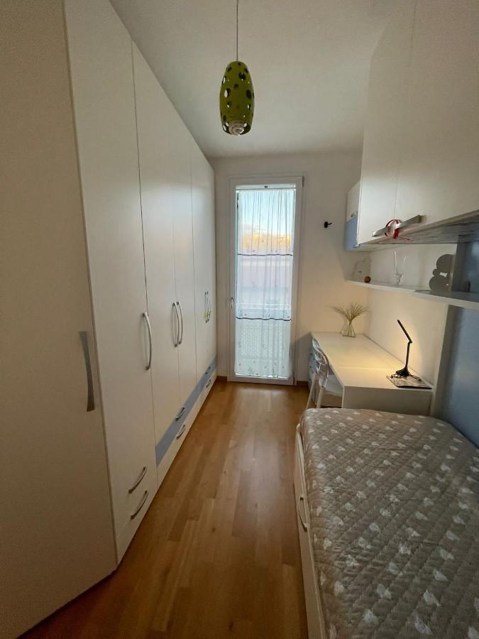 Kasia Porta Sul Mare Di Livorno Free Parking Екстериор снимка
