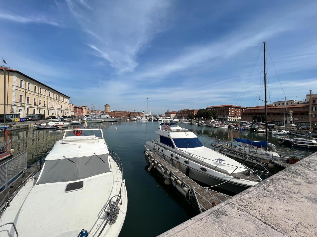 Kasia Porta Sul Mare Di Livorno Free Parking Екстериор снимка