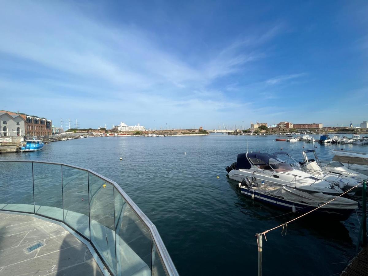 Kasia Porta Sul Mare Di Livorno Free Parking Екстериор снимка