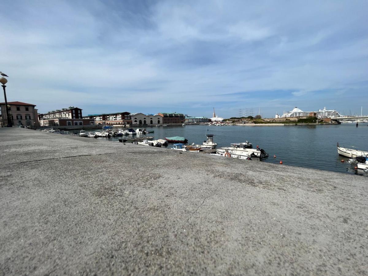 Kasia Porta Sul Mare Di Livorno Free Parking Екстериор снимка