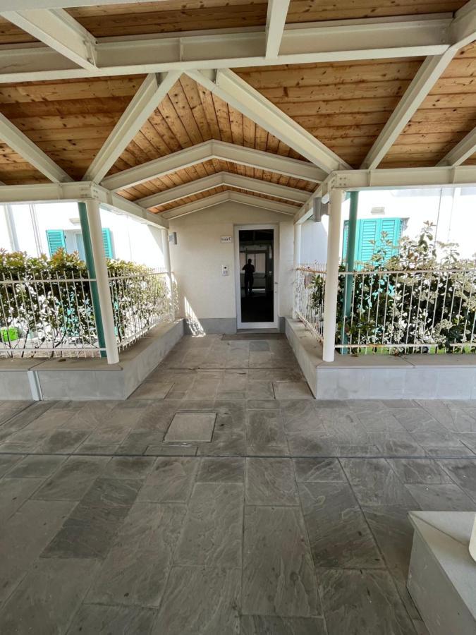 Kasia Porta Sul Mare Di Livorno Free Parking Екстериор снимка